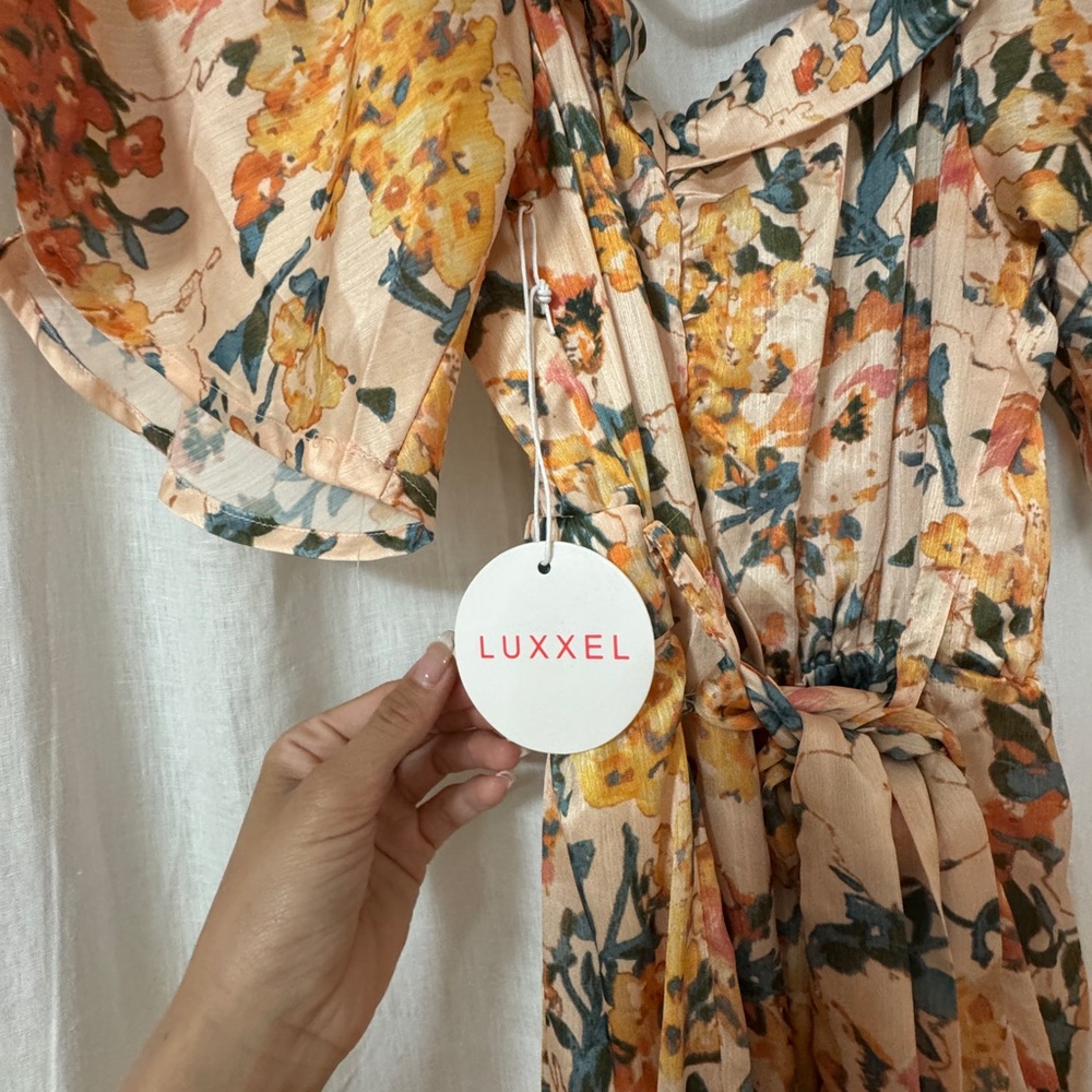 FLORAL ROMPER - Picture 4 of 4